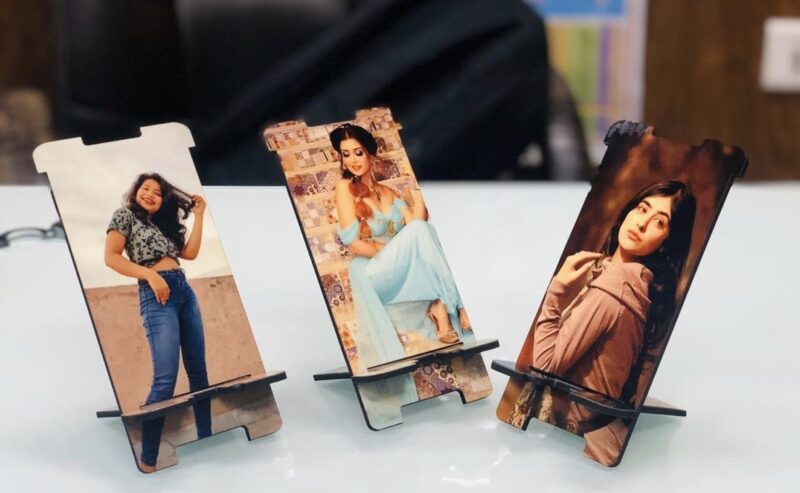 Custom Photo Printed Mobile Stand For All in One Phones - Image 5